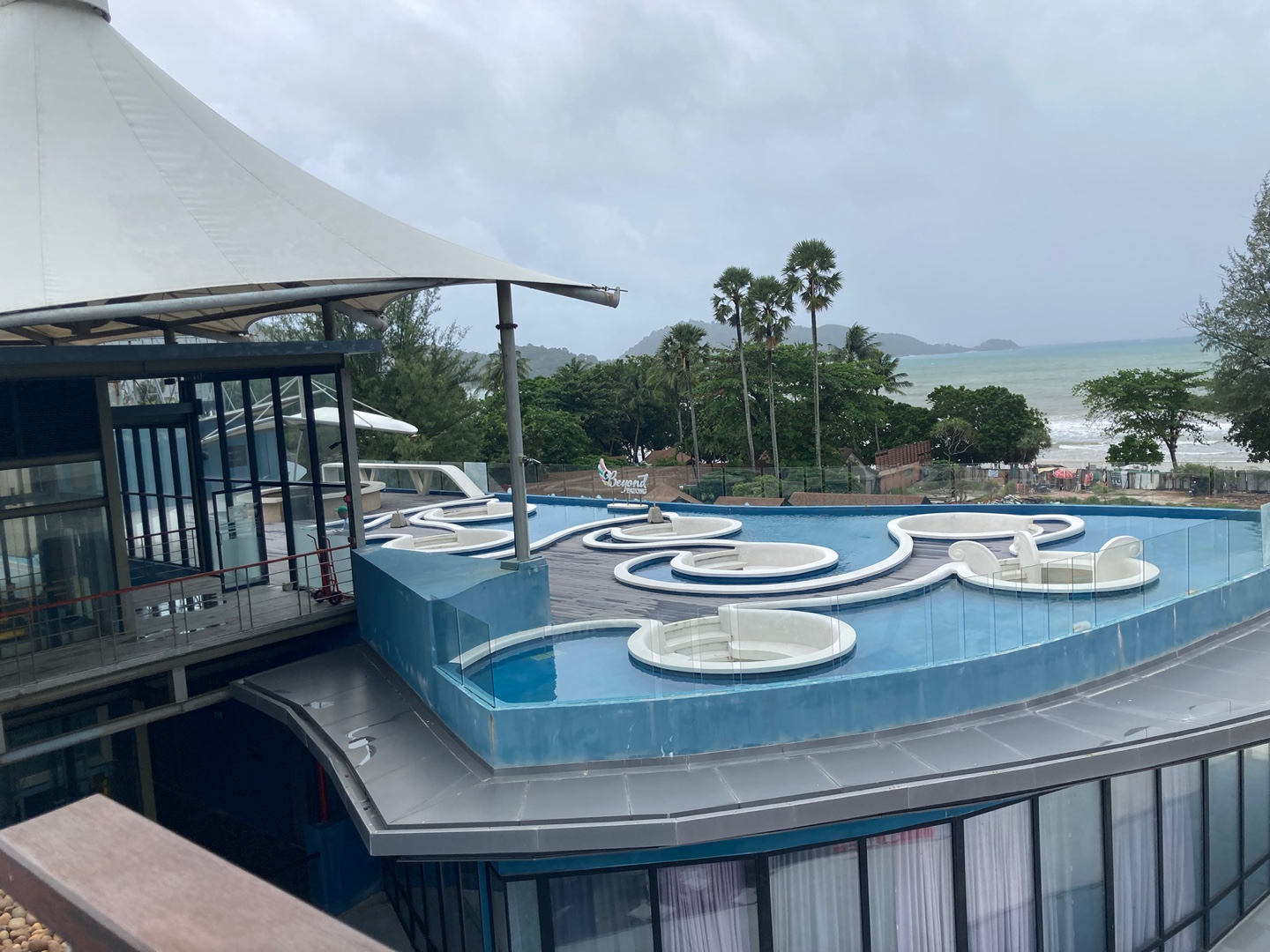 푸켓여행-빠통비치-가성비-숙소-beyond patong