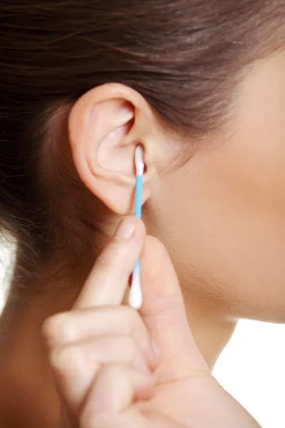 귀에 물 들어갔을 때 물 빼는 쉬운 방법 요약 안내_1