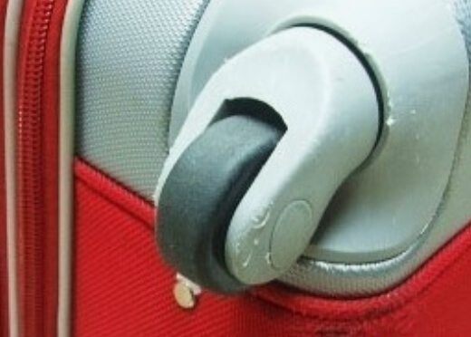 일반휠이 달린 여행용 캐리어