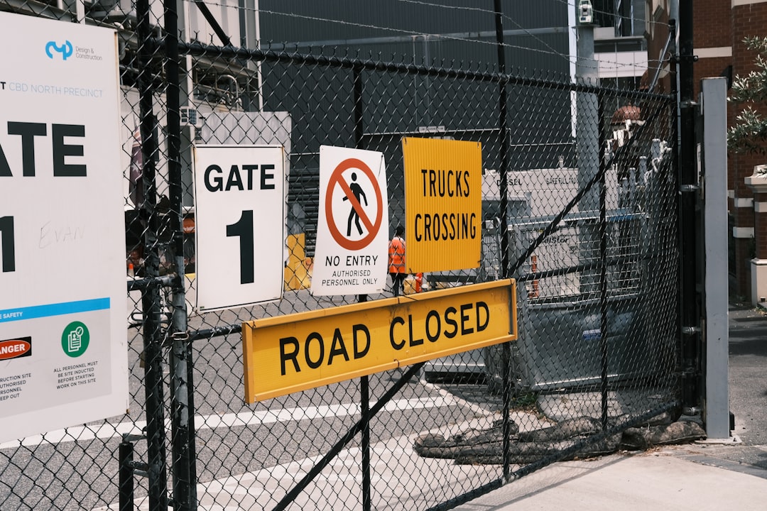 automatic gate
