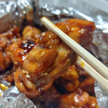 꾸브라꼬 숯불 두마리치킨