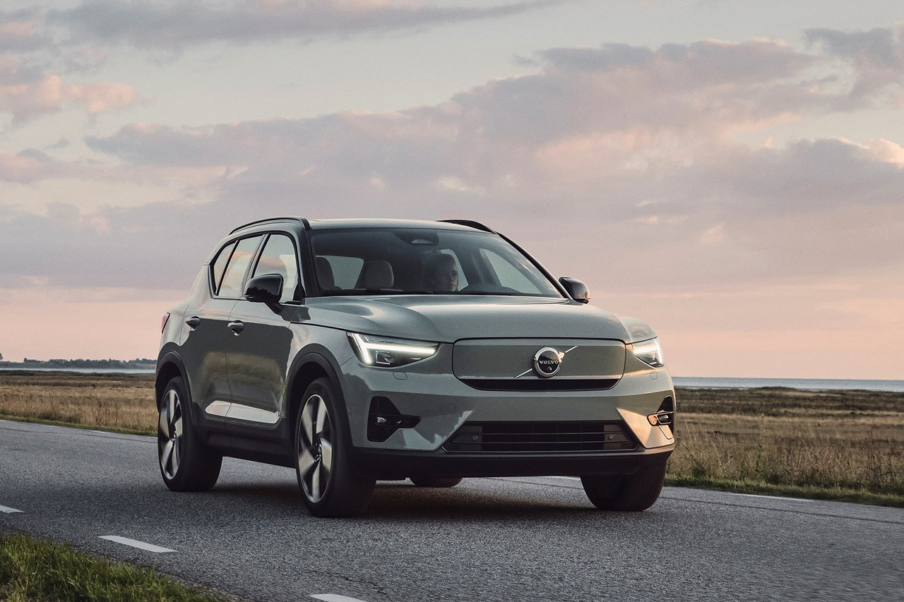 볼보 XC40 리차지 중고차