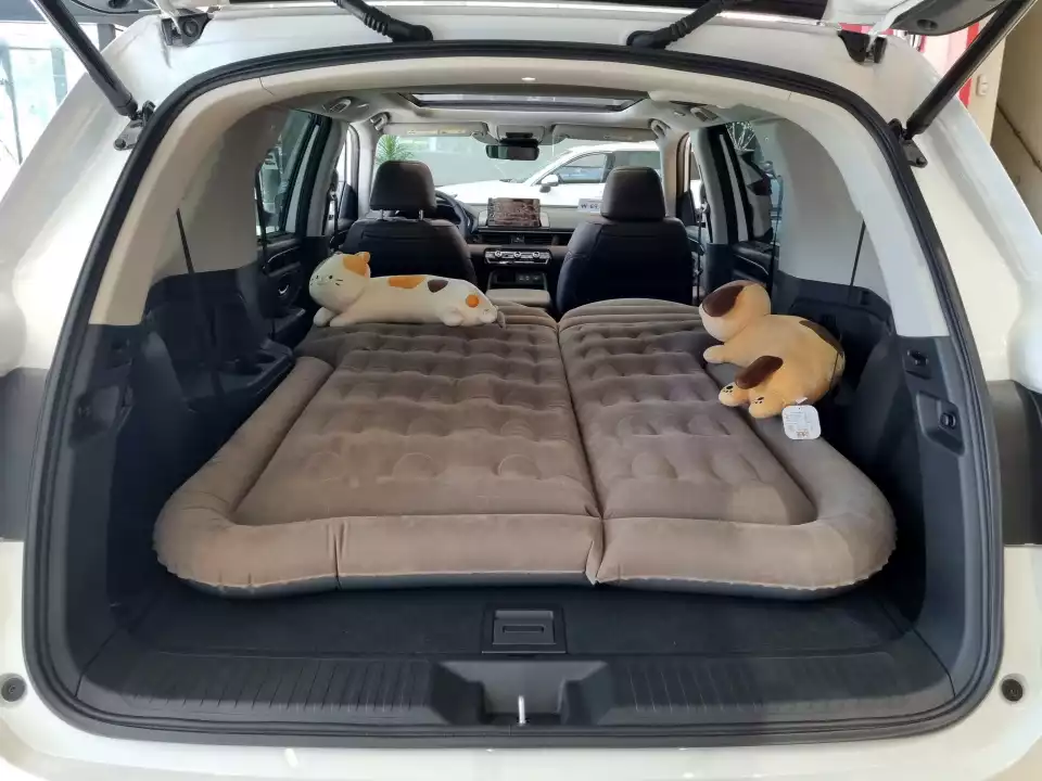 2열과 3열을 접고난 혼다 파일럿의 공간은 이렇습니다.