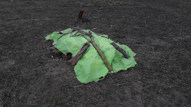 두 사람이상 팀워크로 초대형 데브리허트 만들기