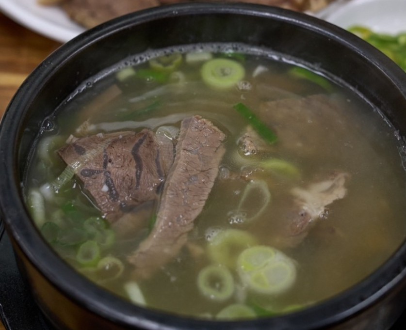 6시내고향 홍성전통시장 한우곰탕 한그릇