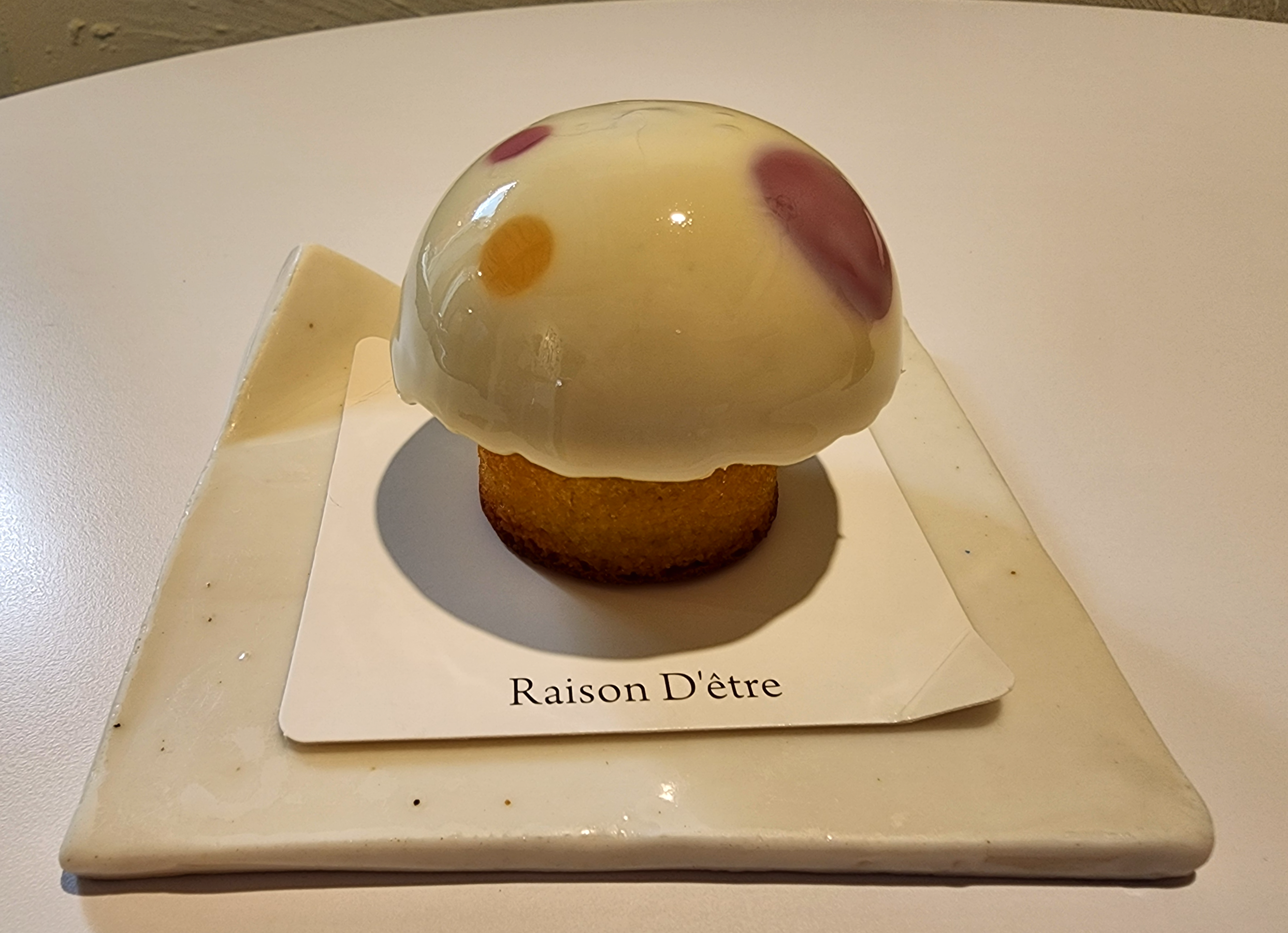 서촌레종데트르_피스타치오버섯