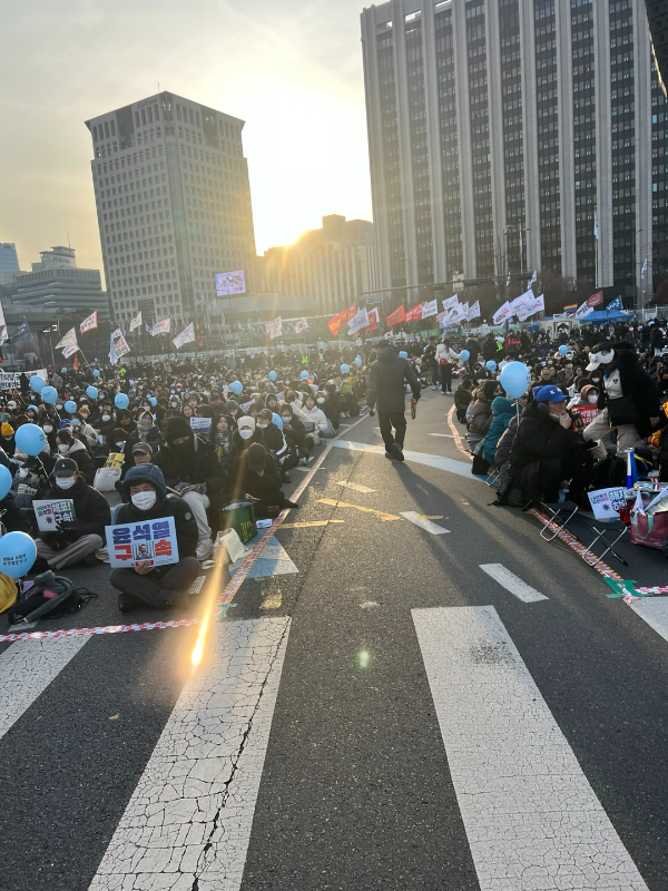 광화문앞