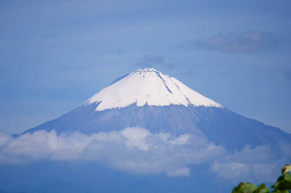 산가이 산의 전경 사진