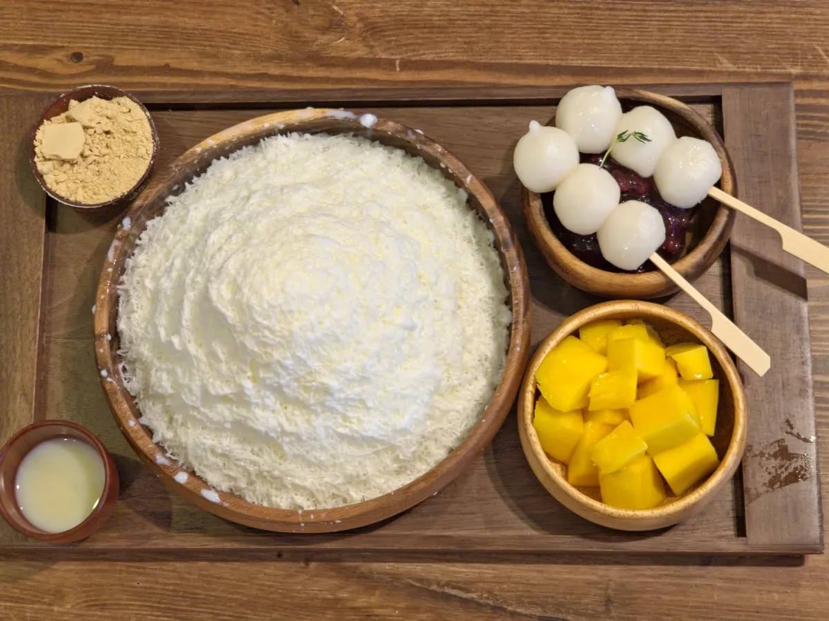 썸네일용 대표이미지(Featured Thumbnail Image) - 위에서 찍은 빙수 사진