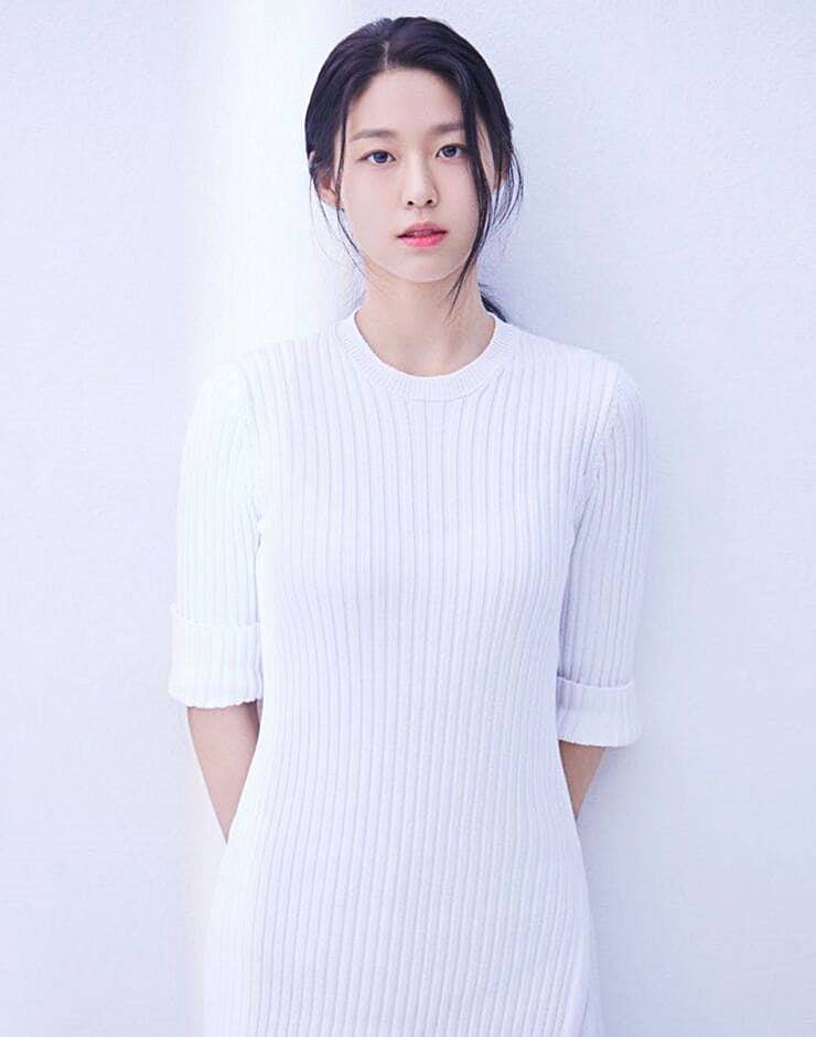 AOA-출신-설현(김설현)