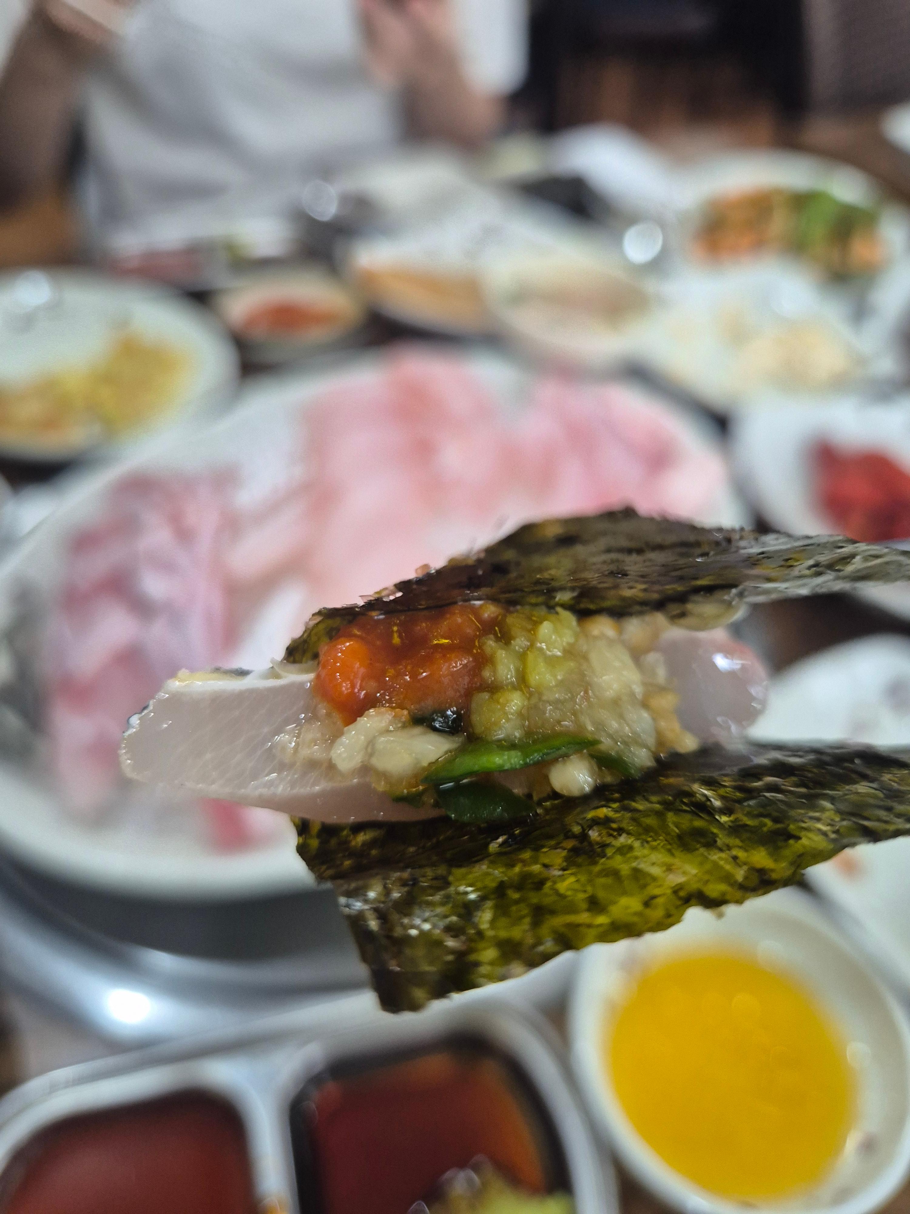 김에 싼 민어회