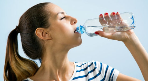 물 많이 마시면 좋은 이유 7가지