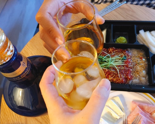 로얄살루트-육회안주