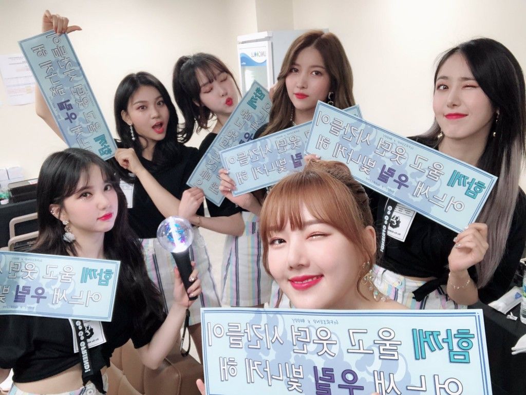 여자친구 팬사인회 사진 모음