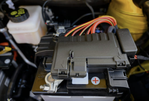 자동차 배터리 교환주기 가격 수명 교체방법 알아보기 (24년 Ver)