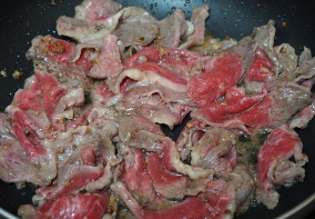 매콤 차돌 숙주볶음