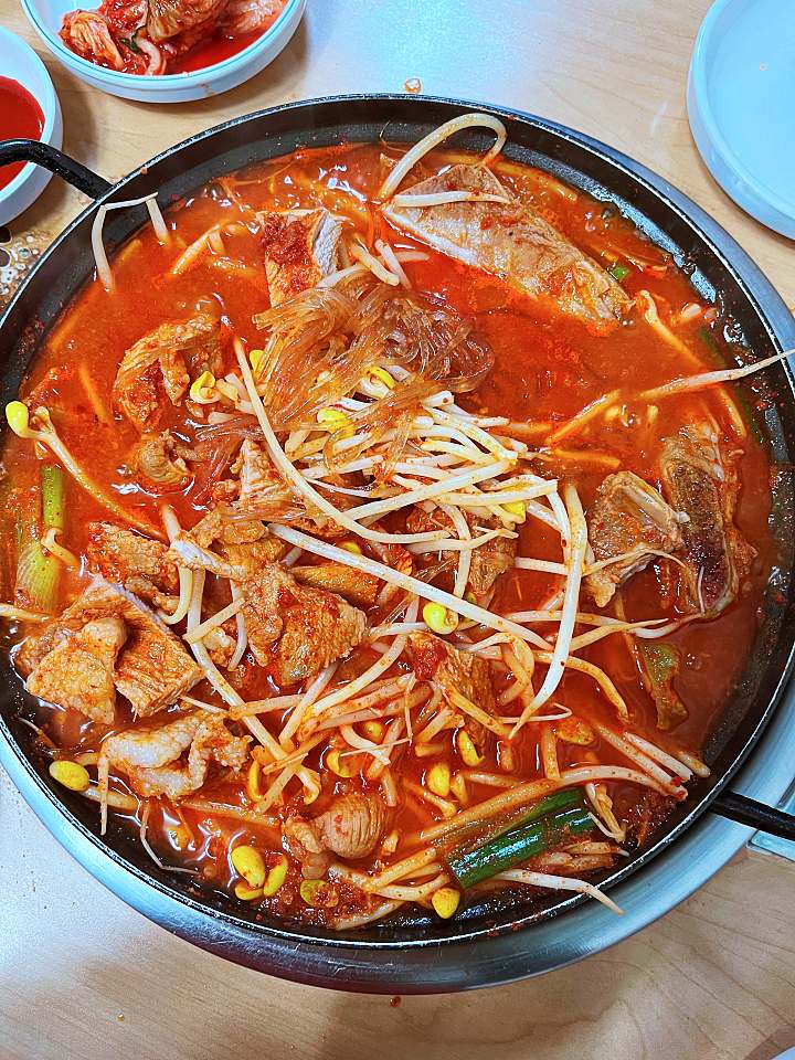 생방송오늘저녁 낭만시장 중앙시장 물갈비 전주식 대왕 갈비 전골 맛집 추천