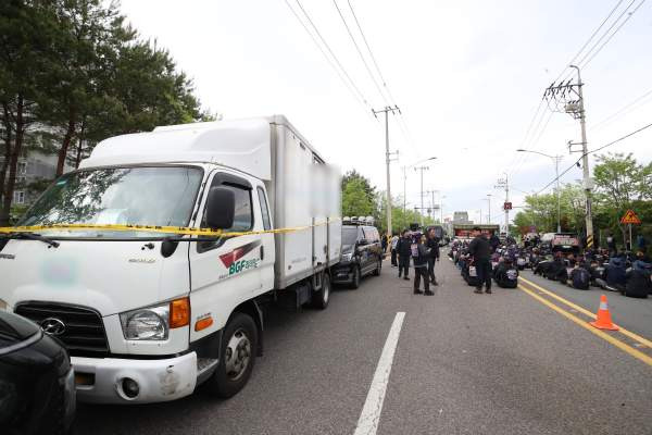 진주 화물연대 사고, CU 물류센터 사망, BGF리테일 원청교섭, 화물연대 총집결, 진주 정촌면 집회, 노동자 사망 사고, 노란봉투법 뜻, 특수고용직 정의, 노조법 2조 3조 개정, 화물연대 규탄대회, BGF로지스 파업, 특수고용노동자 교섭권, 민주노총 총력투쟁, 진주 예하리 사고, 화물 기사 처우 개선, 공권력 살인 논란, 실질적 지배력 판단, 간접고용 문제점, 노동3권 보장, 2026 노동법 이슈