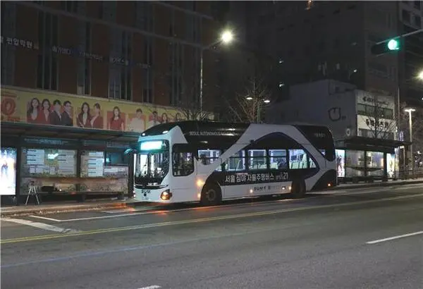 시범 운행중인 심야 자율주행버스 A21번 / 서울시 보도자료
