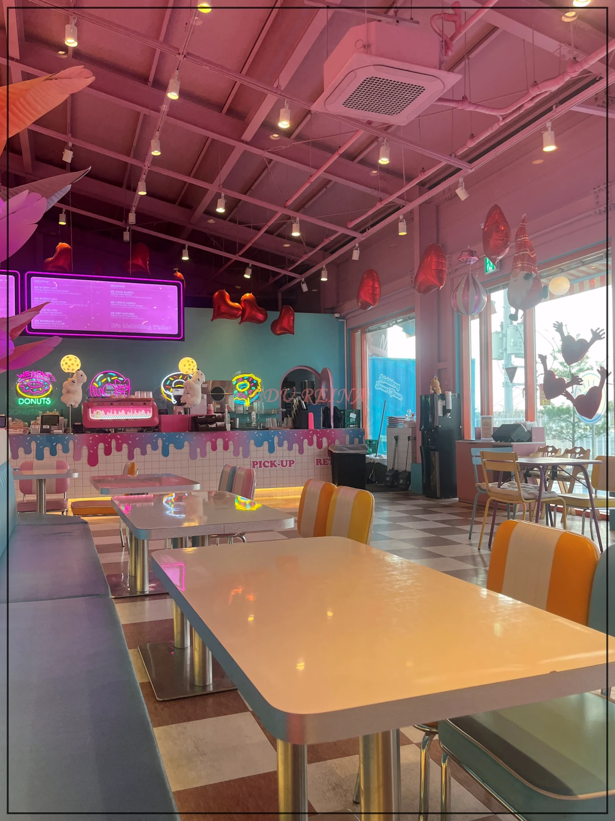 파주-말똥도넛-디저트-타운-1층