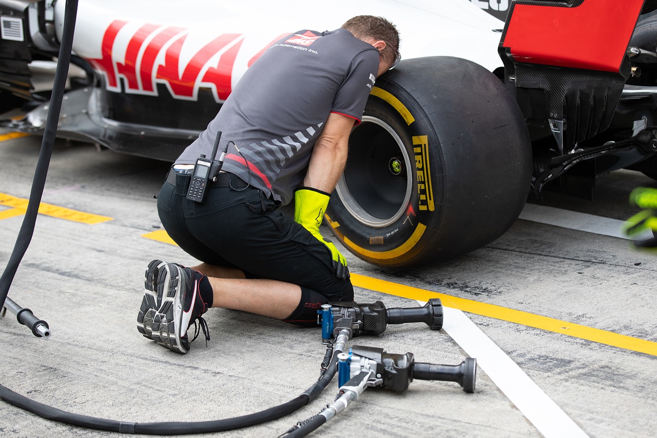 F1