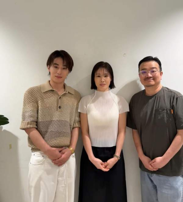 구교환 이옥섭 결혼 언제 했나? 2022년 혼인신고&middot;9년 열애&middot;결혼식 안 한 이유 총정리