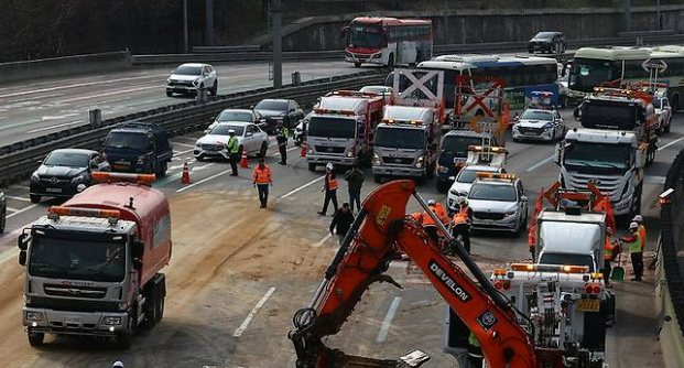 판교IC 사고 정체