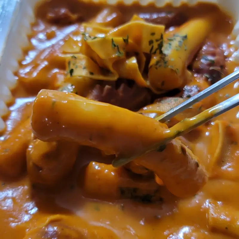 런닝맨떡볶이로-유명한-우리할매떡볶이-마라로제떡볶이-사진