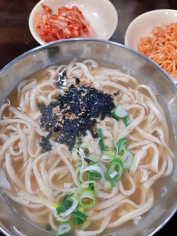 생생 정보마당 망원 시장 3500원 칼국수 콩나물비빔밥 맛집