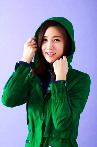 이수경 배우 김종국 사촌 연예인 가족 나이 학력 고향 프로필