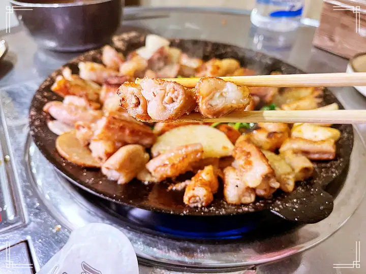 강남역 가게 곱창 구이 마늘 가루 눈 내린 곱창 대파김치 맛있으면 0칼로리 맛집 추천