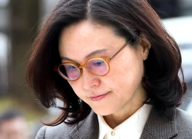 정경심 교수 프로필 나이 고향 학교 경력 및 정경심 재판결과 가석방 근황