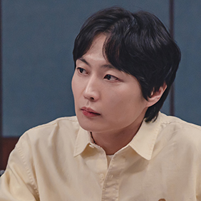 이토록 친밀한 배신자 등장인물 노재원
