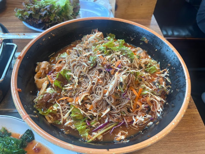 춘천 닭갈비집 '춘천통나무집 닭갈비'