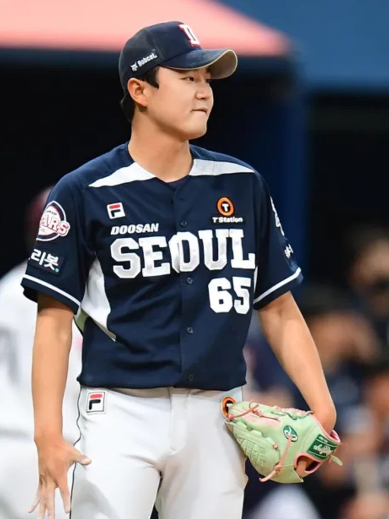 경기장-정철원-선수