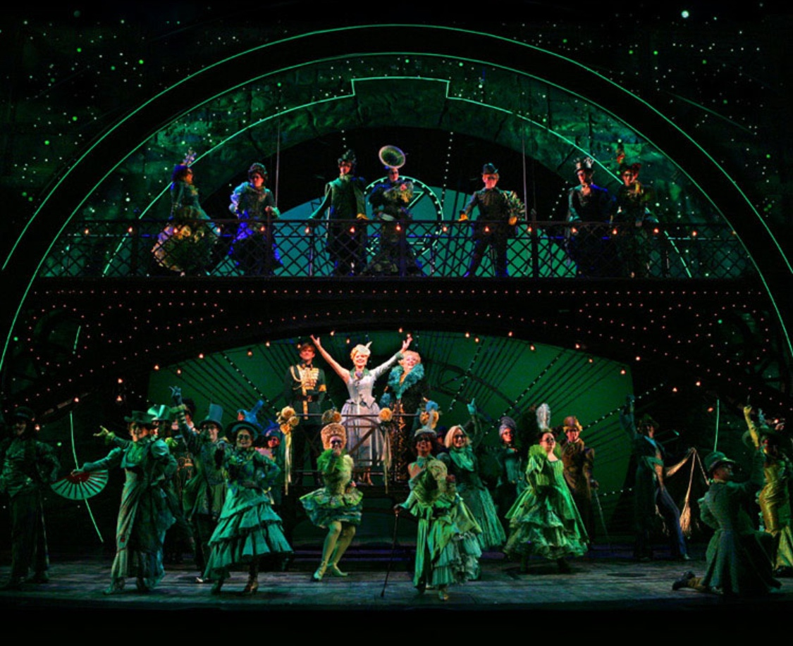 위키드 무대 사진 4