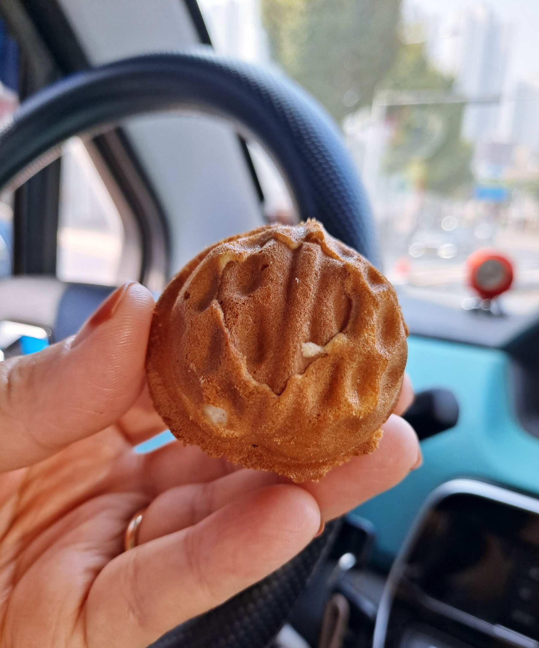 호두과자 한개 인증