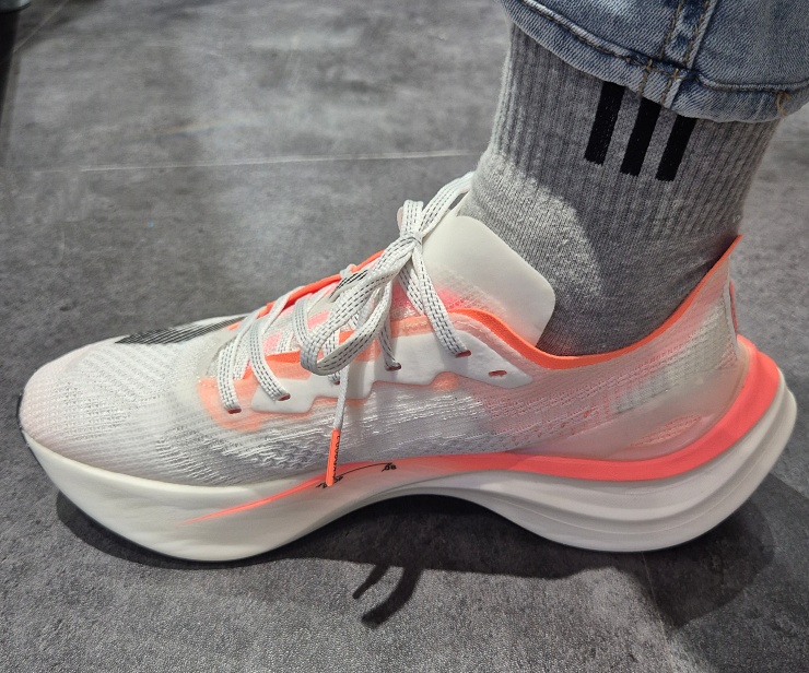 가벼운 경량 러닝화