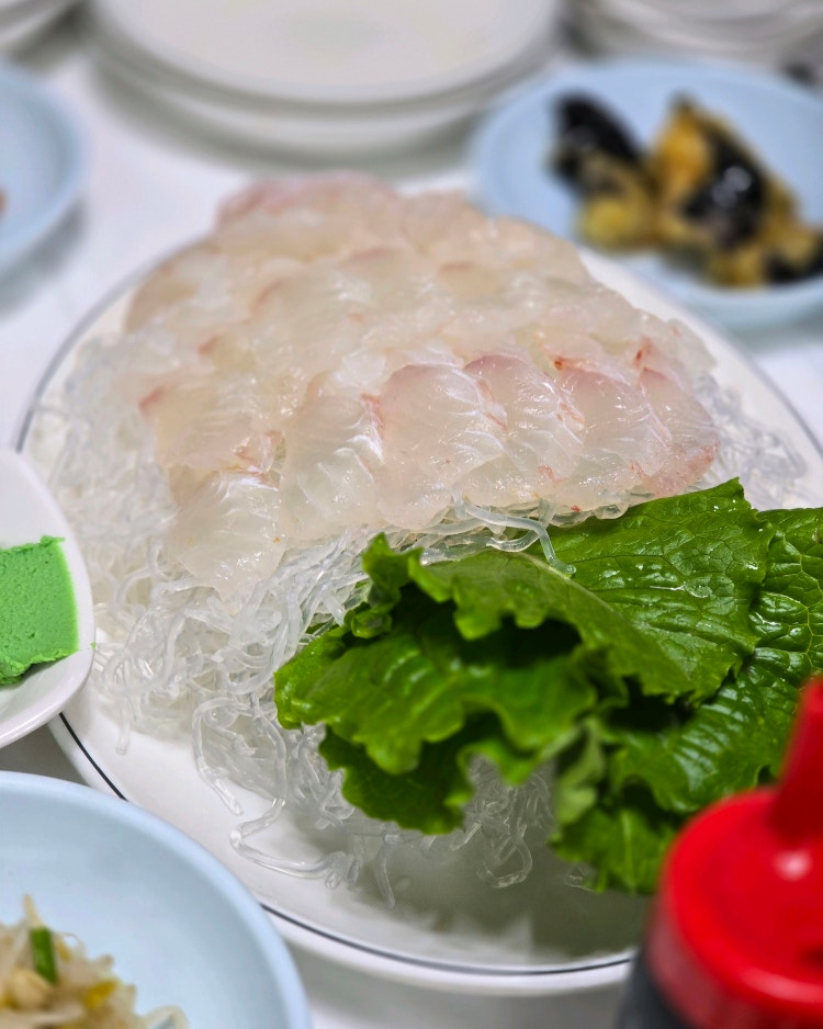 [백반기행 부안 격포항] 한그루가 반한 해물 백합정식 위치·예약팁 총정리! 꽃게장·갑오징어·회까지 한 상에!