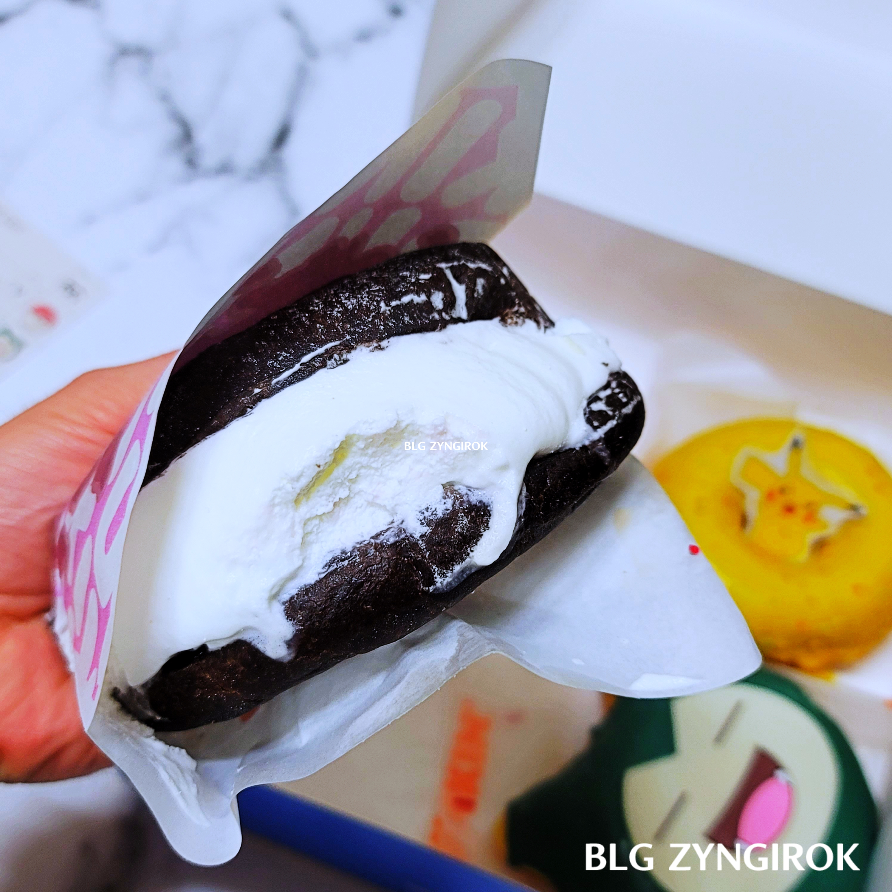 한남-베스킨라빈스-hive-크림이-가득찬-고오스-도너츠모습이다.