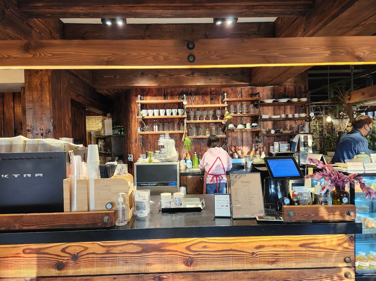 셀리제빵소 카운터