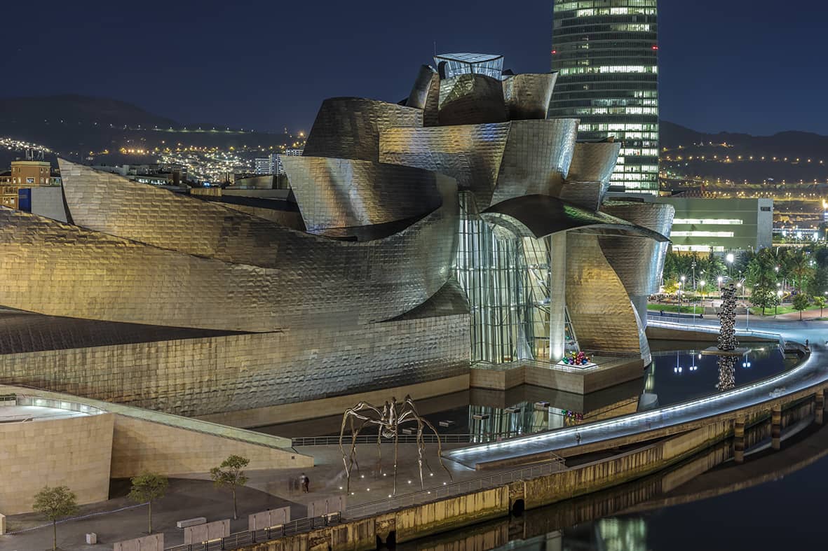 구겐하임 빌바오 미술관 (스페인)