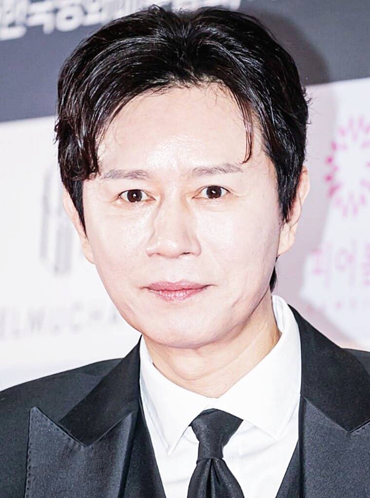 가수-겸-배우-김민종