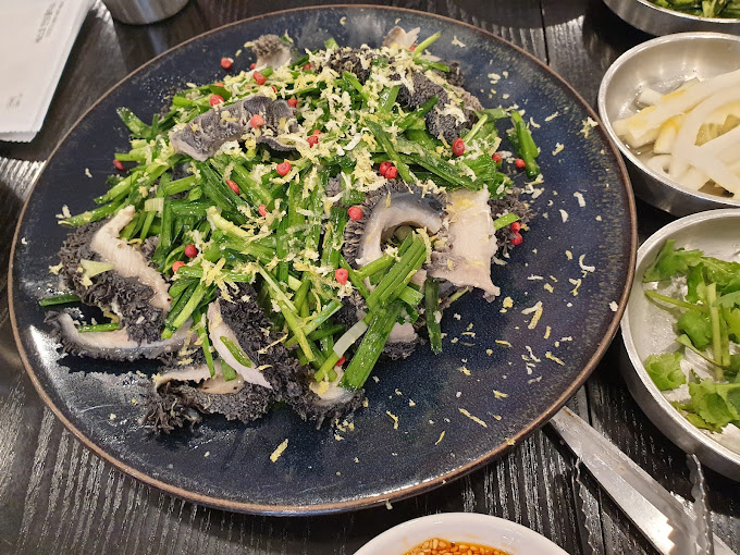 분당 정자동 인기 족발 '윤밀원'