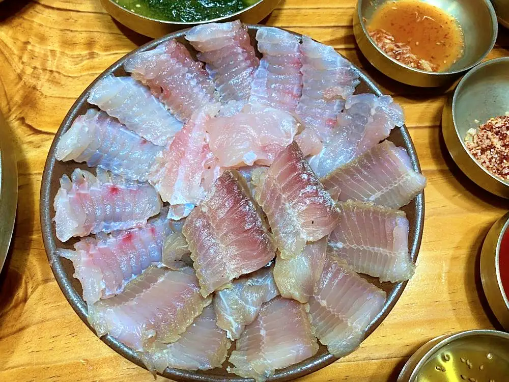 박원숙의 같이삽시다 인동초 막걸리, 홍어삼합, 간장 꽃게장, 새우장, 돼지고기 수육 럭셔리 한상 목포 맛집