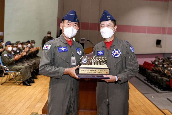 진영승 합참의장 군 경력