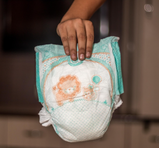 생리대, 기저귀 등 위생용품의 환경 문제와 지속가능한 선택 관련 기저귀 이미지