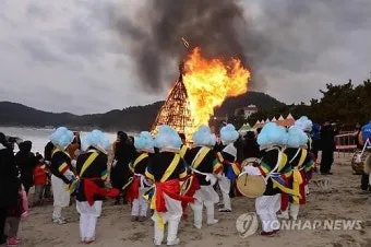 울산 바람 풍속 산업단지 통근 안전모 보안경 준비_25