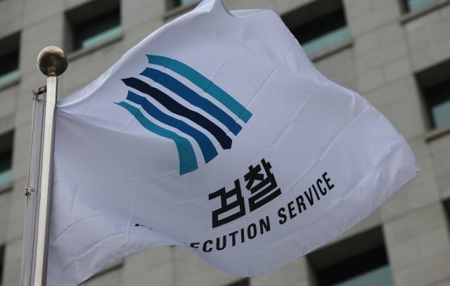 언론, 공권력, 그리고 한 사람의 죽음