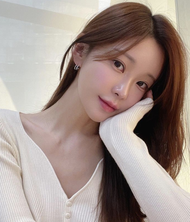 스포티비 김윤희 아나운서 나이 결혼 학력 성신여대 인삼아가씨 인스타